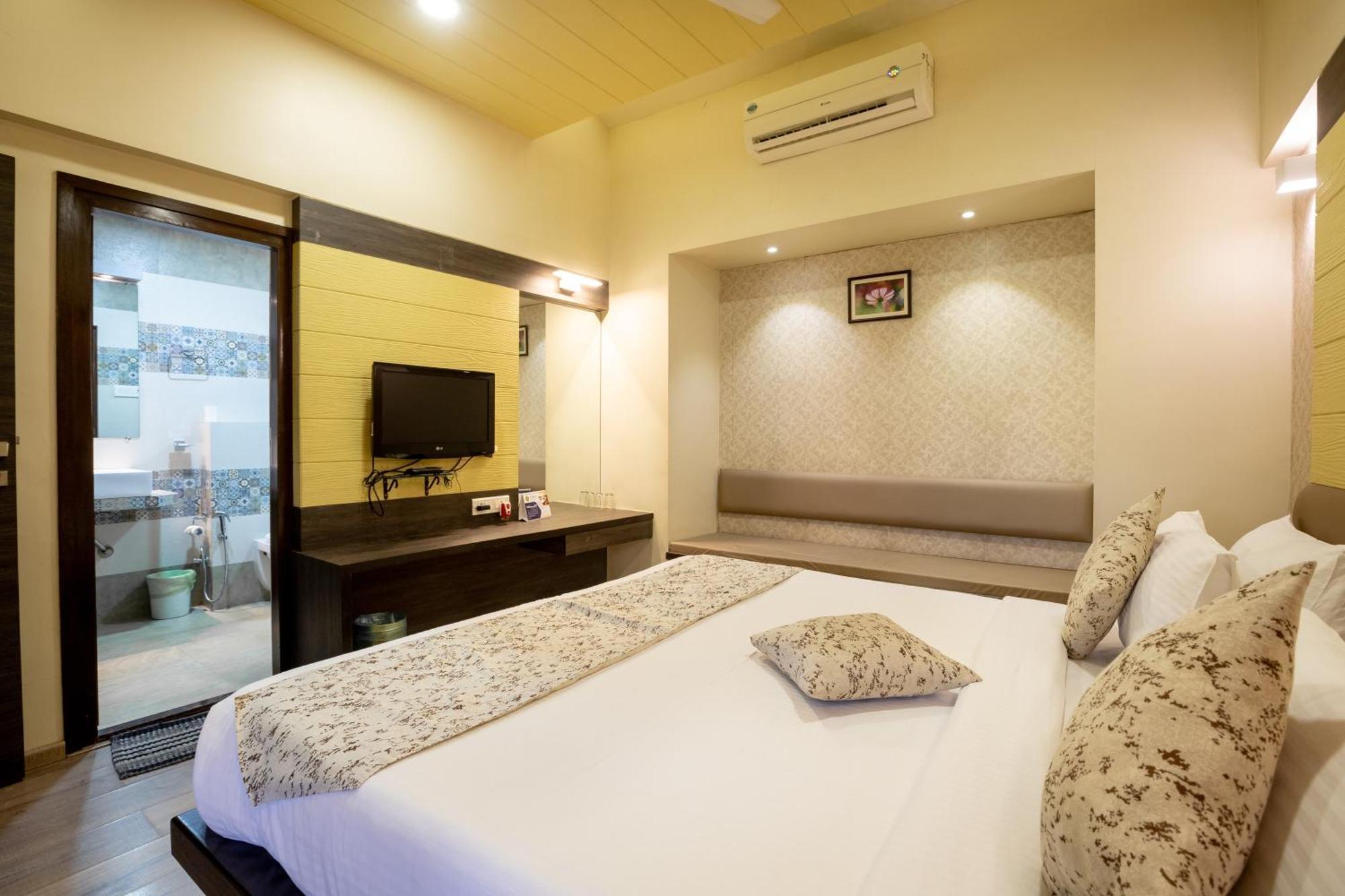 Zaras Resort Khandala Lonavala Exterior foto