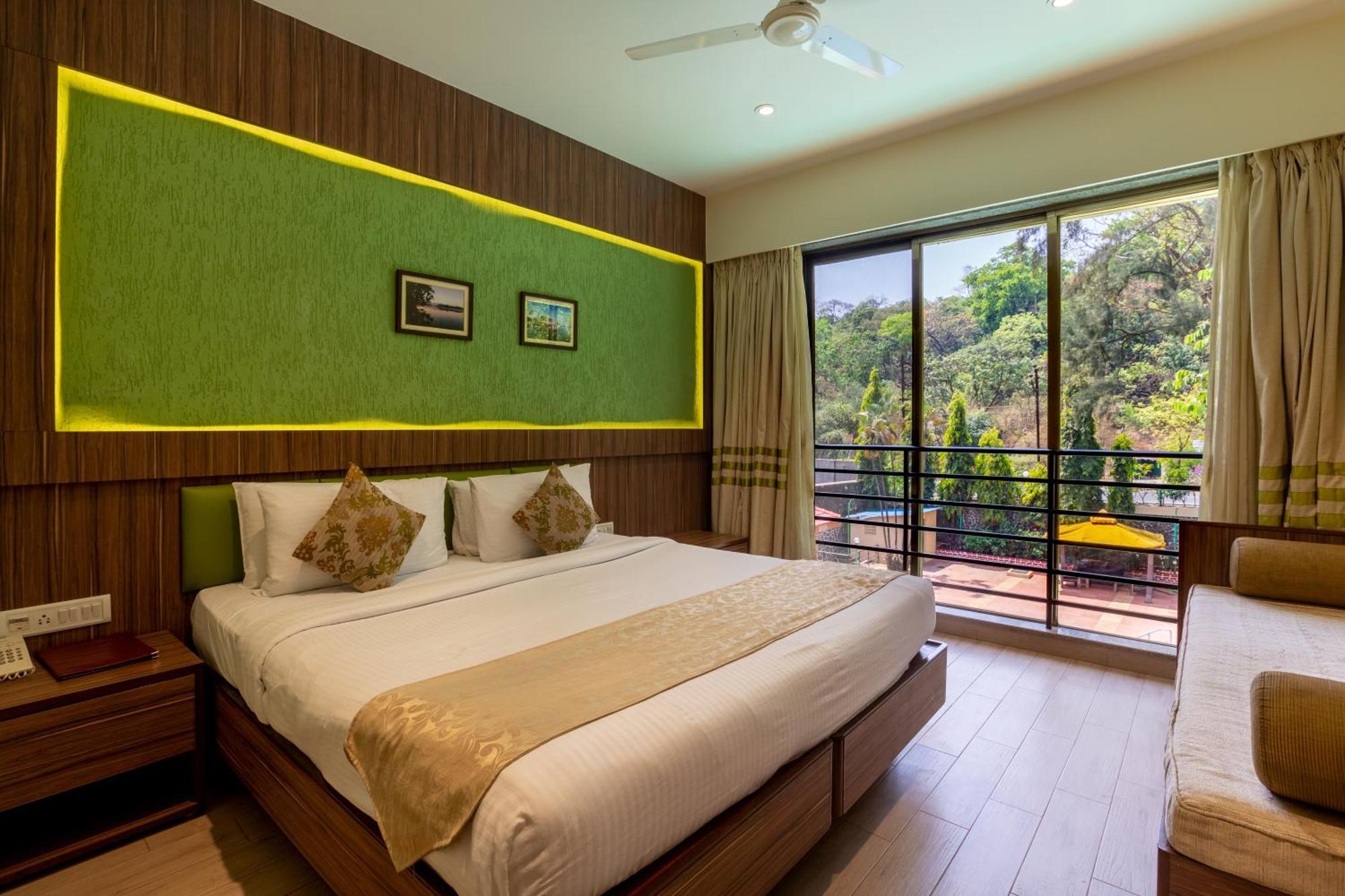 Zaras Resort Khandala Lonavala Exterior foto