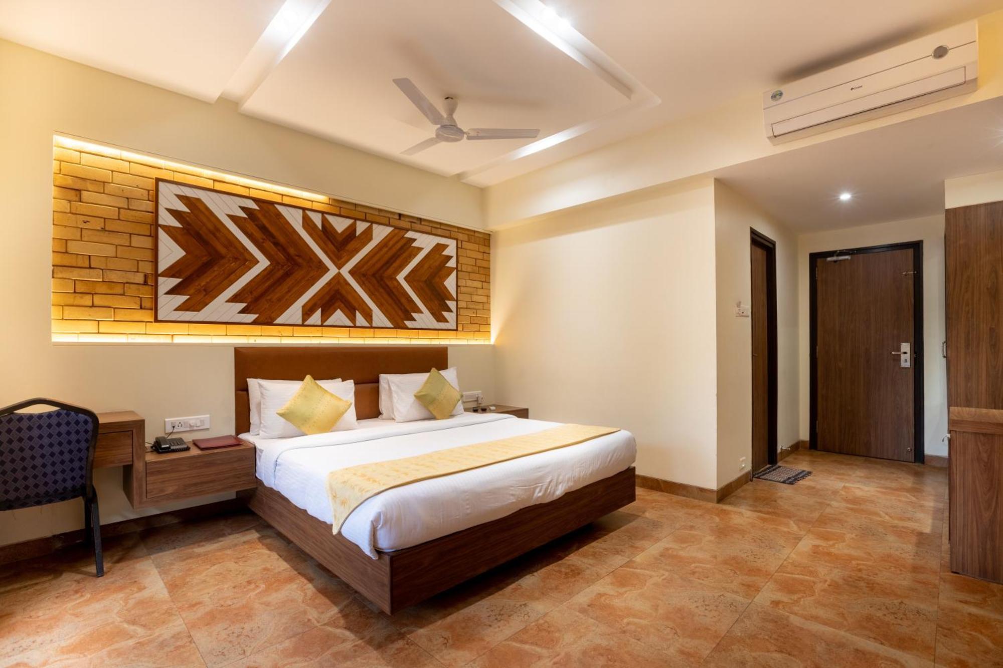 Zaras Resort Khandala Lonavala Exterior foto