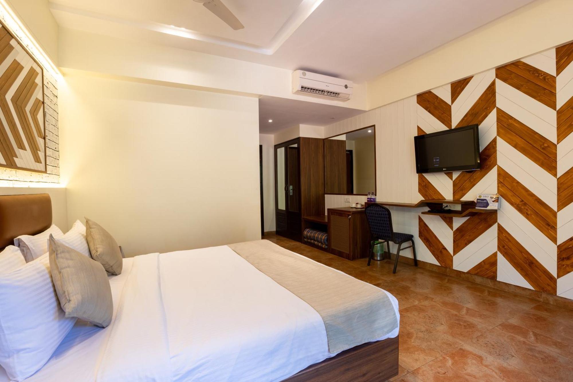 Zaras Resort Khandala Lonavala Exterior foto